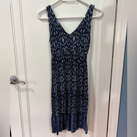 Joe Fresh - summer v-neck dress - Picture 2 of 2
